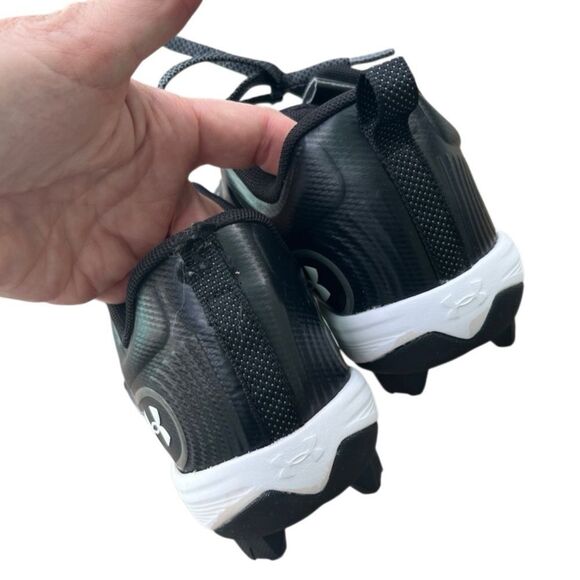 Under Armour Women’s Softball Cleats Size 7.5 or 8 Black | Sisterhood Series - Picture 6 of 14